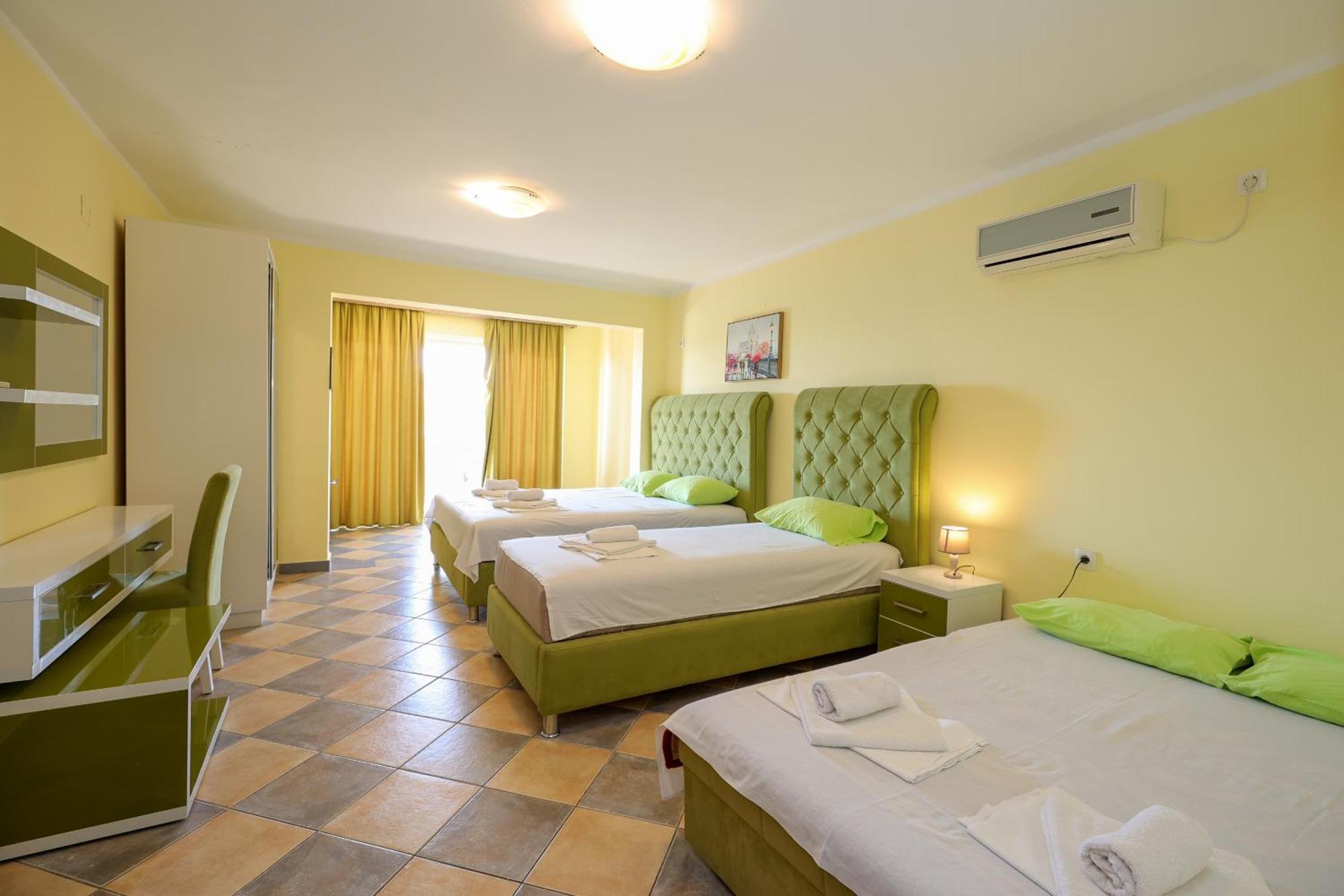 Athos Apartments Dobre Vode Добра вода Екстериор снимка